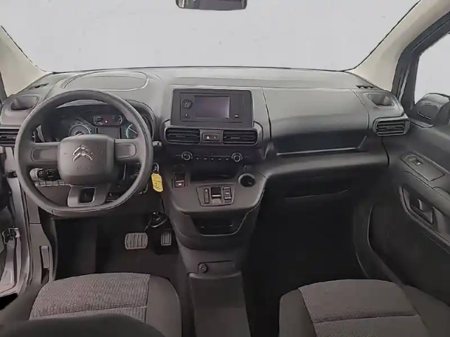 Citroën Berlingo e- taille m 136 ch 100 kwh automatique — photo 30