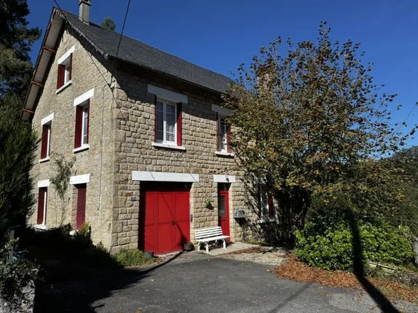 Maison 9 pièces 134 m²