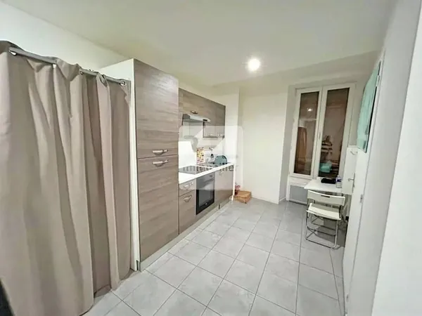 Studio 1 pièce 21 m²