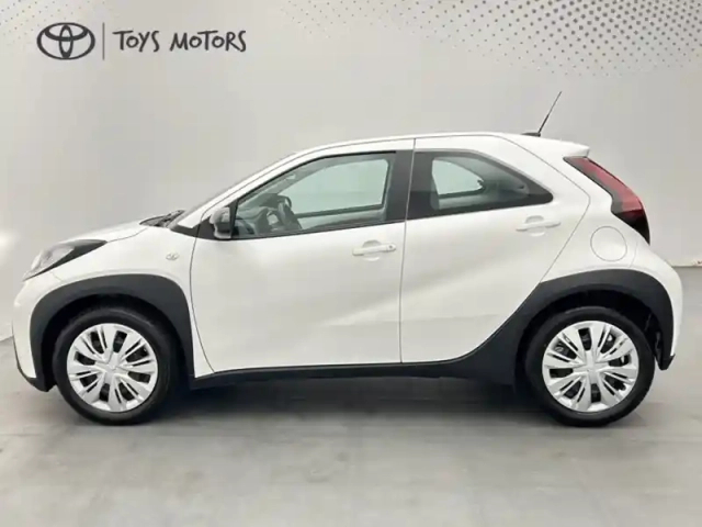 Toyota Aygo 1.0 vvt-i 72 dynamic — photo 2