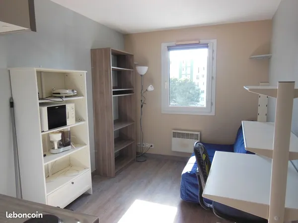 Appartement Location Tours 1p 13m² 385€