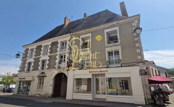 Immeuble De Rapport 2 Appartements 1 Local Commercial Libre