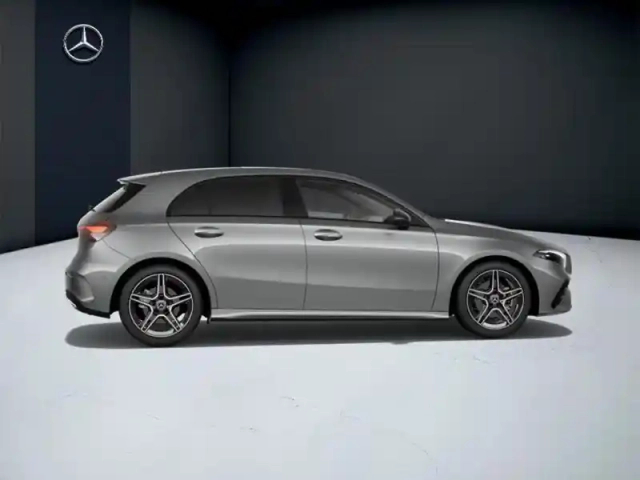 Mercedes Classe A 200 amg line — photo 20