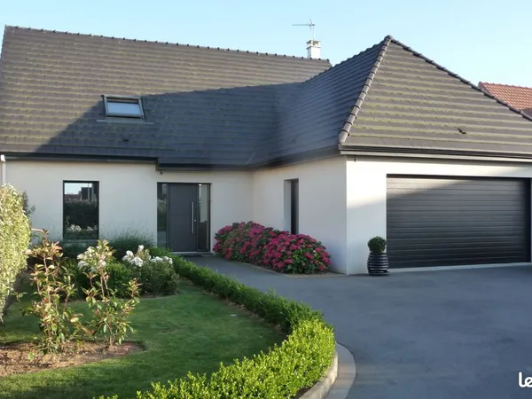 Maison familiale de 163 m² — 5 chambres, terrain 1 016 m² plein sud — Blériot-Plage