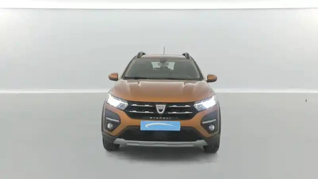 Dacia Sandero tce 90 - 22 — photo 16
