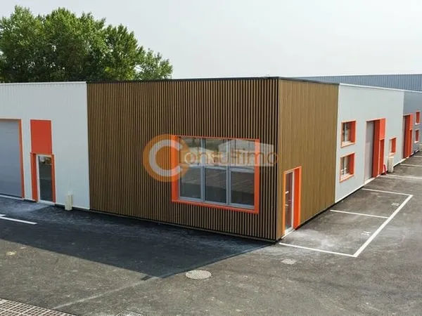 Bureaux 150 m²