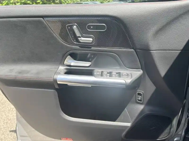 Mercedes Gla 200 d 8g-dct — photo 12