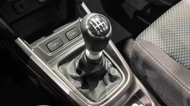Suzuki Vitara 1.4 boosterjet hybrid — photo 66