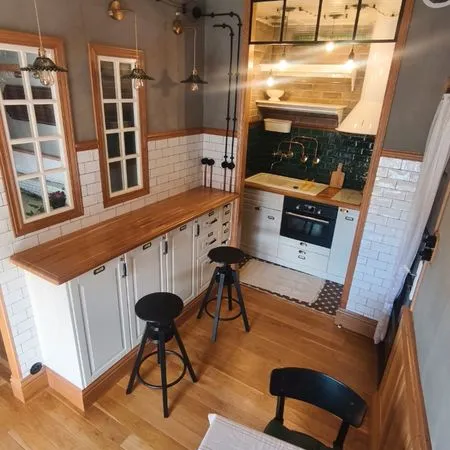 Très jolie petite Maison de village meublée