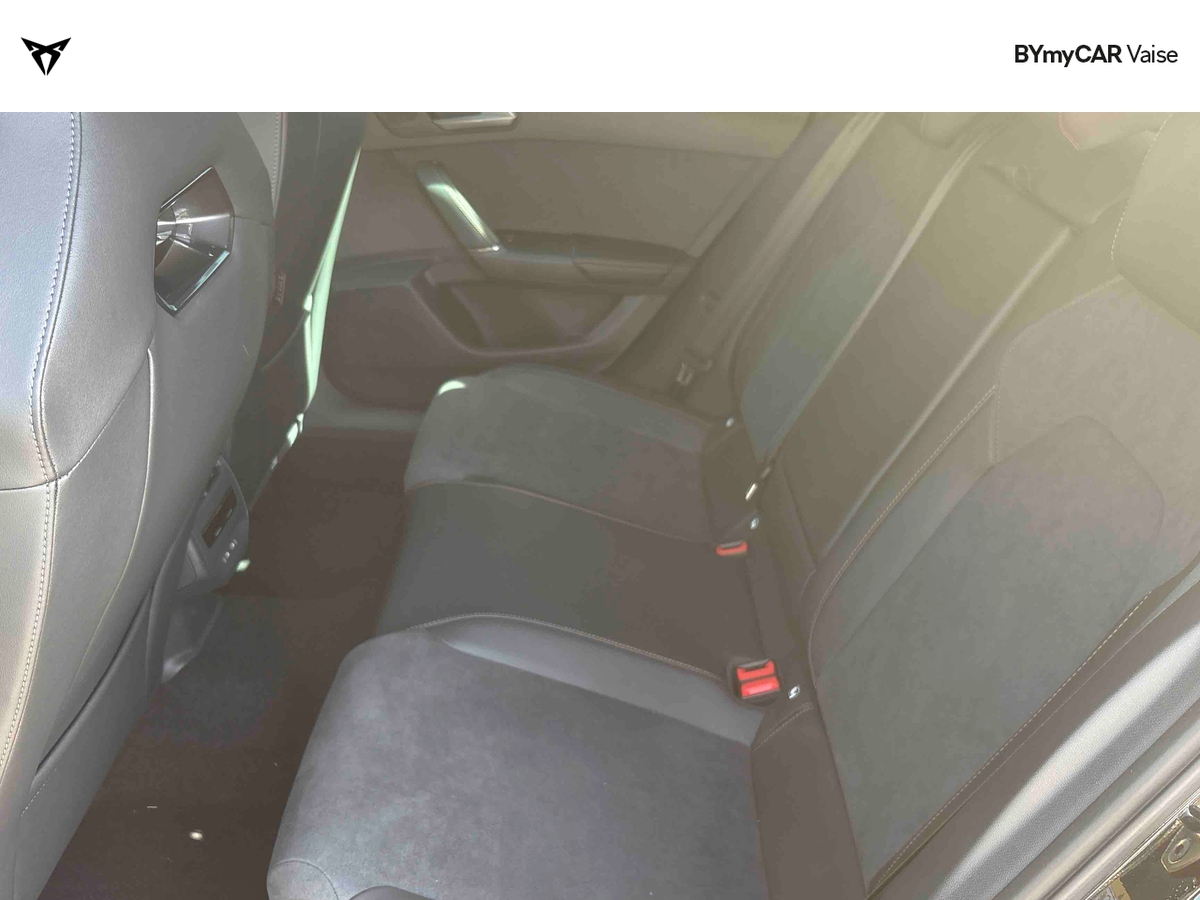 Cupra Leon 1.5 eTSI Hybrid 150 ch DSG7 — photo 12
