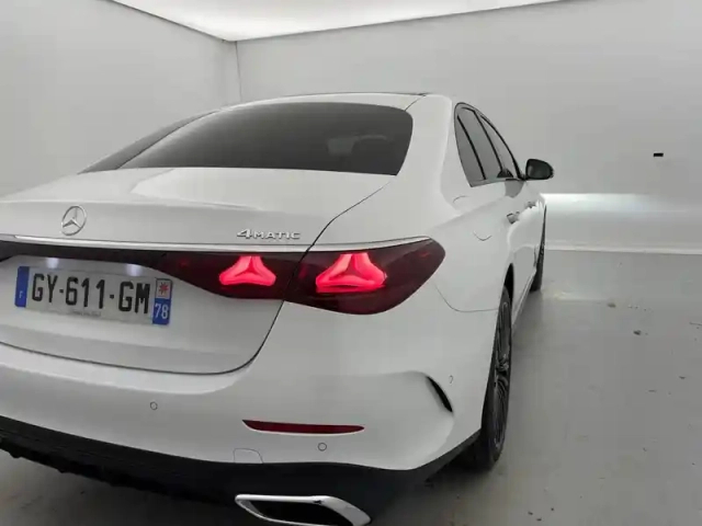 Mercedes Classe E 400 e hybrid eq 9g-tronic 4matic — photo 102