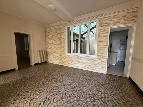 Maison de ville de plain-pied - Salbris