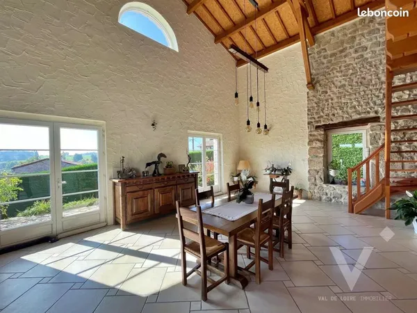 Maison 6 pièces 197 m²