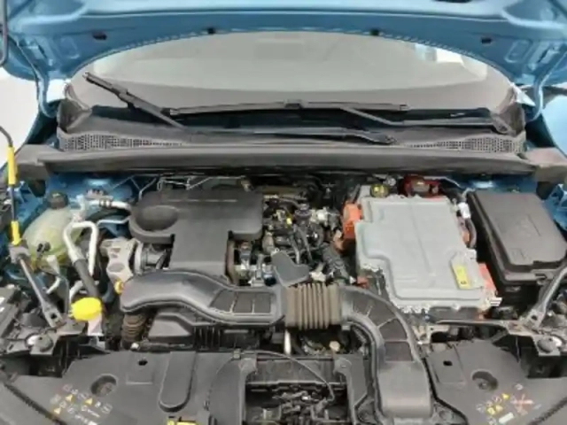 Renault Captur e-tech plug-in 160 intens — photo 19