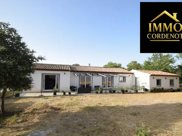 Maison de plain-pied 5 pièces 136 m²