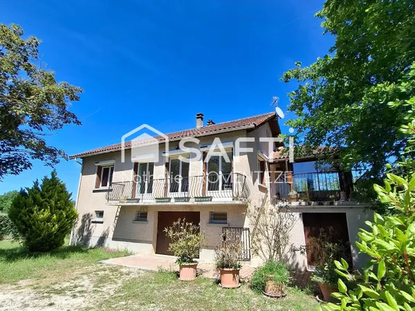 Maison proche d'un village