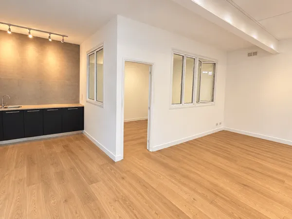 Bureaux 105 m²