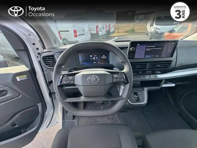 Toyota Proace medium electric 136ch 75kwh start mc24 — photo 9
