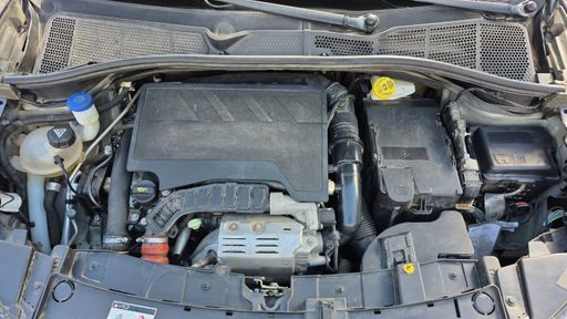 Citroen C4 Cactus 1.2 PureTech 110 - Live – 2019 – 109573 km – Essence – Boîte Manuelle — photo 32
