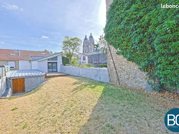 Appartement 4 pièces 150 m²