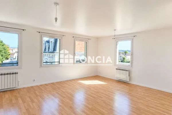 Appartement 3 pièces 74 m²
