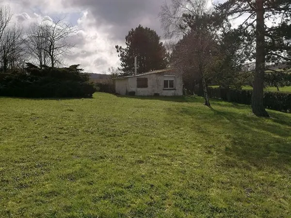 Terrain 2000 m²