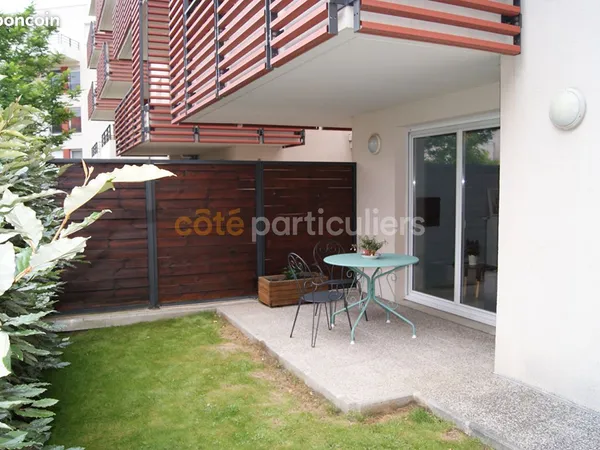 Studio 1 pièce 28 m²