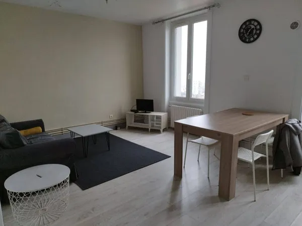 Appartement 1 pièce 66 m²