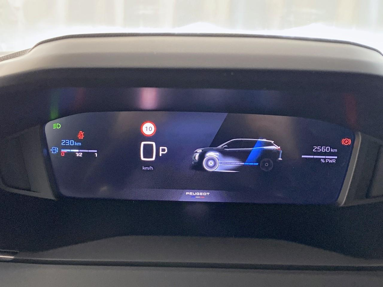 Peugeot 2008 hybrid 145 ch e-dcs6 allure — photo 14