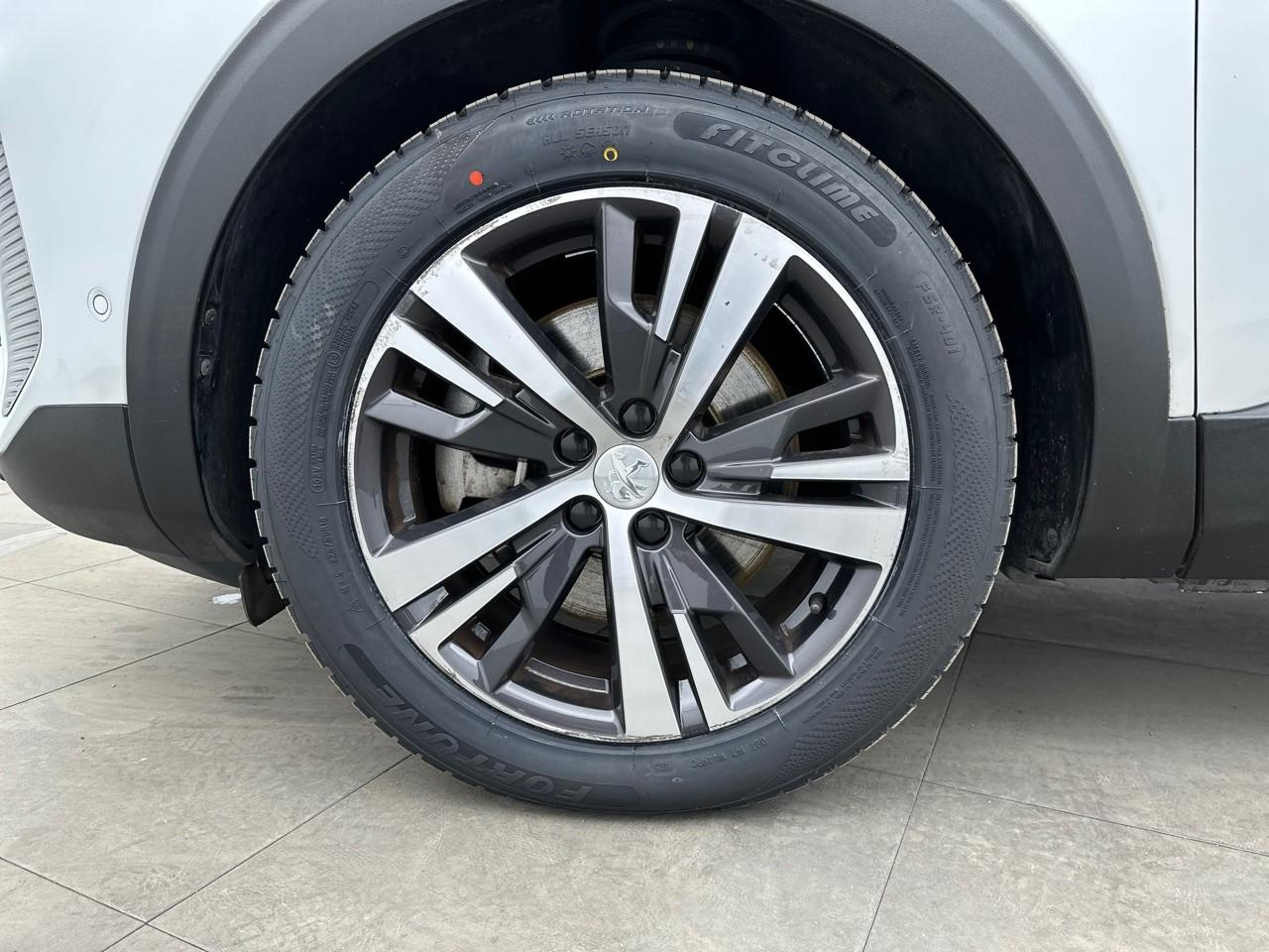 Peugeot 3008 hybrid 225 e-eat8 allure pack — photo 16