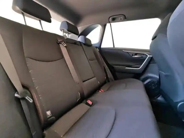 Toyota Rav4 2.5 hybride rechargeable 306ch design awd-i my22 — photo 14