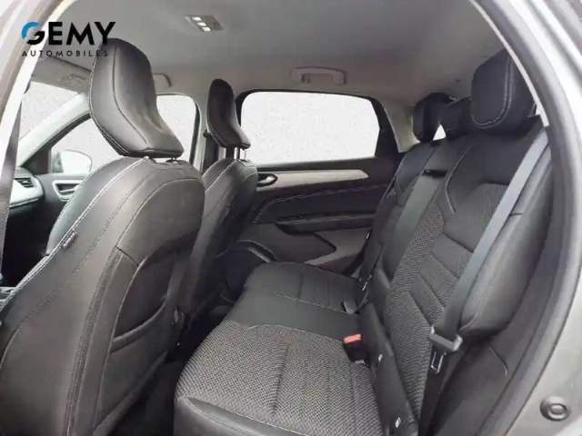 Renault Arkana mild hybrid 140 edc fap - 22 — photo 10