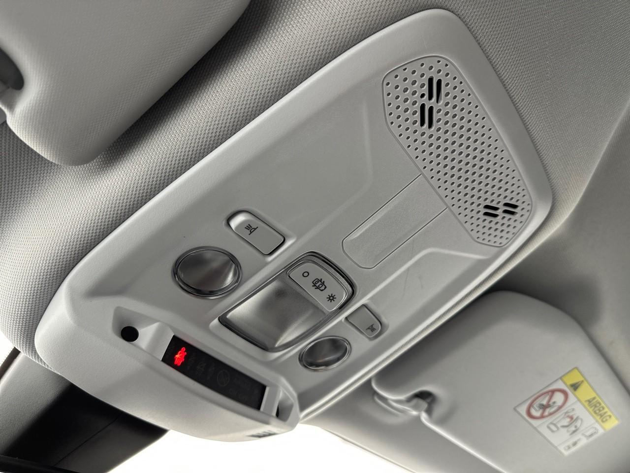 Peugeot 2008 puretech 100 s&s bvm6 allure — photo 4