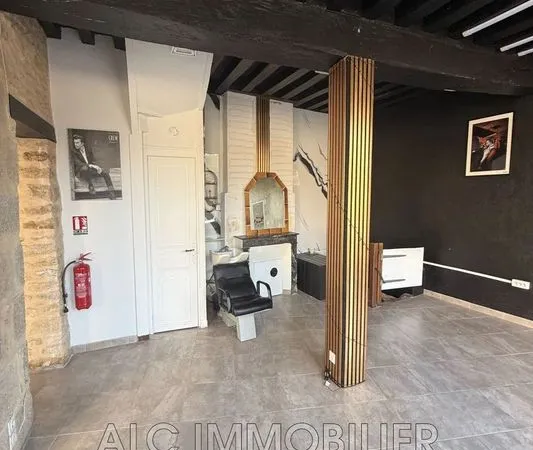 Boutique 47 m² Alençon