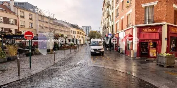 Boutique 49 m²