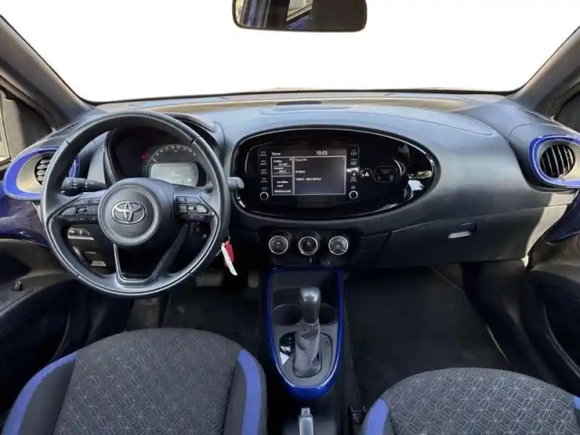 Toyota Aygo X 1.0 vvt-i 72ch design s-cvt — photo 10