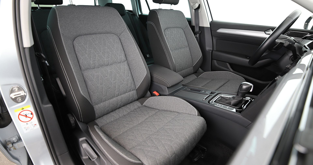 Volkswagen Passat SW — photo 19