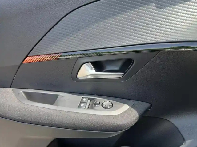 Peugeot 208 puretech 75 s&amp;s bvm5 active — photo 17