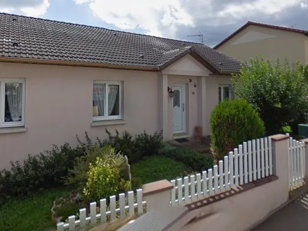 Maison plein pied 100m² + sous sol 100m² + local indépendant
