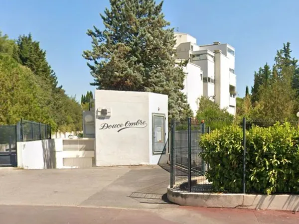 F3 60 m² dont 4 m² de buanderie - TERRASSE 7 m² - PARKING - VENDU LOUÉ