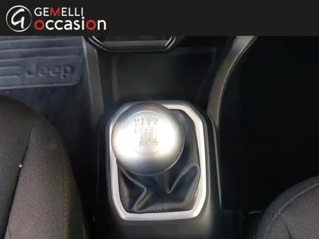 Jeep Renegade 1.0 gse t3 120ch longitude — photo 14