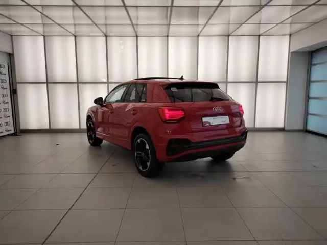 Audi Q2 35 tfsi 150 s tronic 7 — photo 23