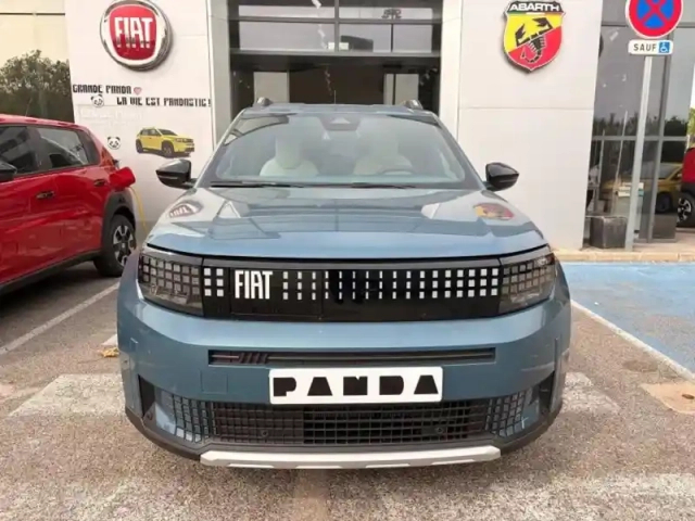 Fiat Panda grande  electrique 113ch la prima — photo 2