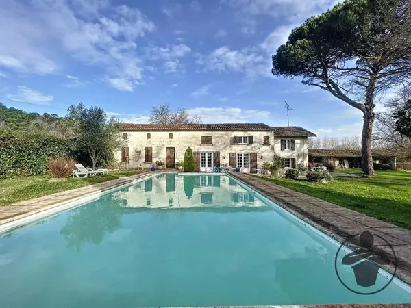 Maison de type 5 - 190 m²
