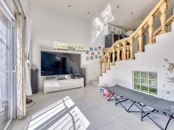 Maison 5 pièces 110 m²
