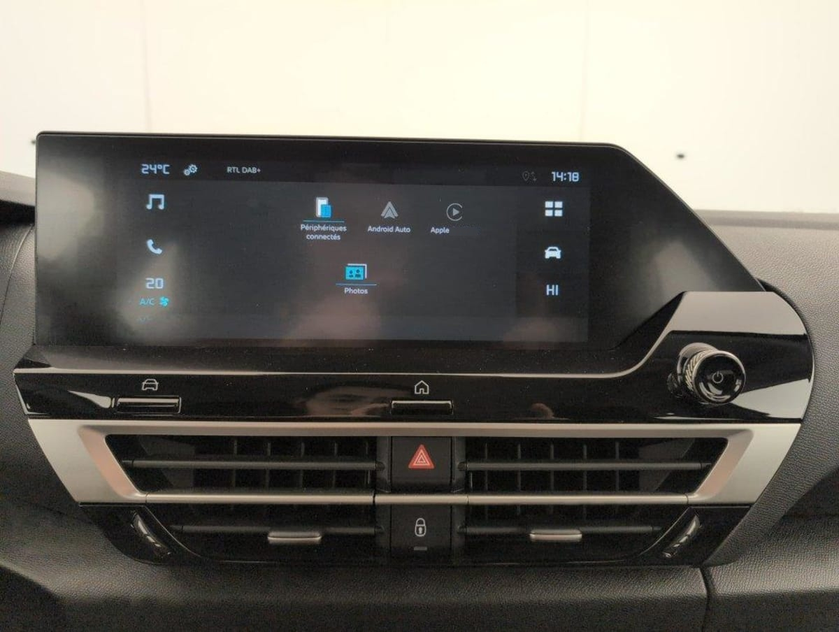 Citroën C4 — photo 18