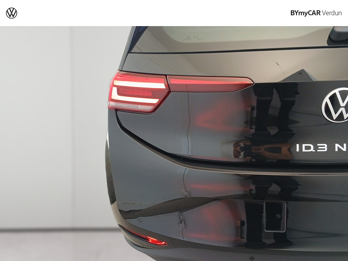Volkswagen ID.3 Neo 50 kWh — photo 18