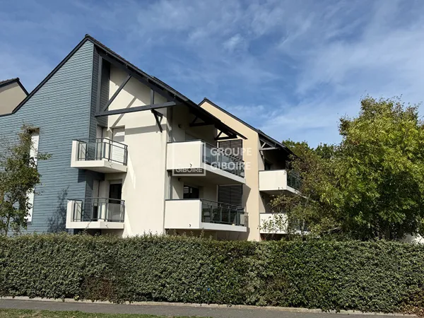 A VENDRE - AGENCE GIBOIRE - SAINT MALO ROTHENEUF APPARTEMENT TYPE 2 AVEC JARDIN ET PARKING PRIVATIF