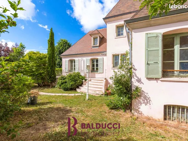 Maison 6 pièces 138 m²