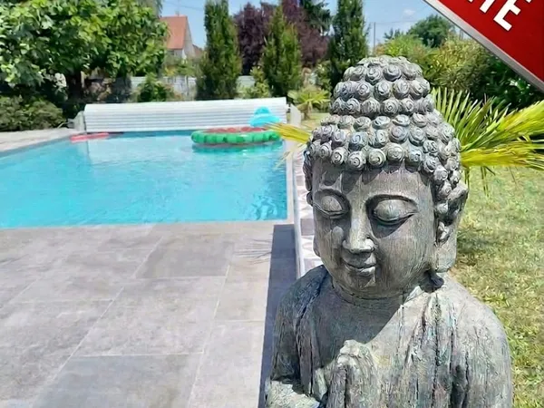 Maison 8 pièces 159 m²
